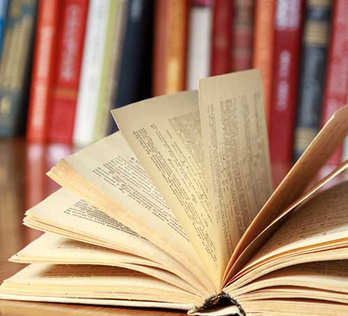新加坡書店 - 翻開的書