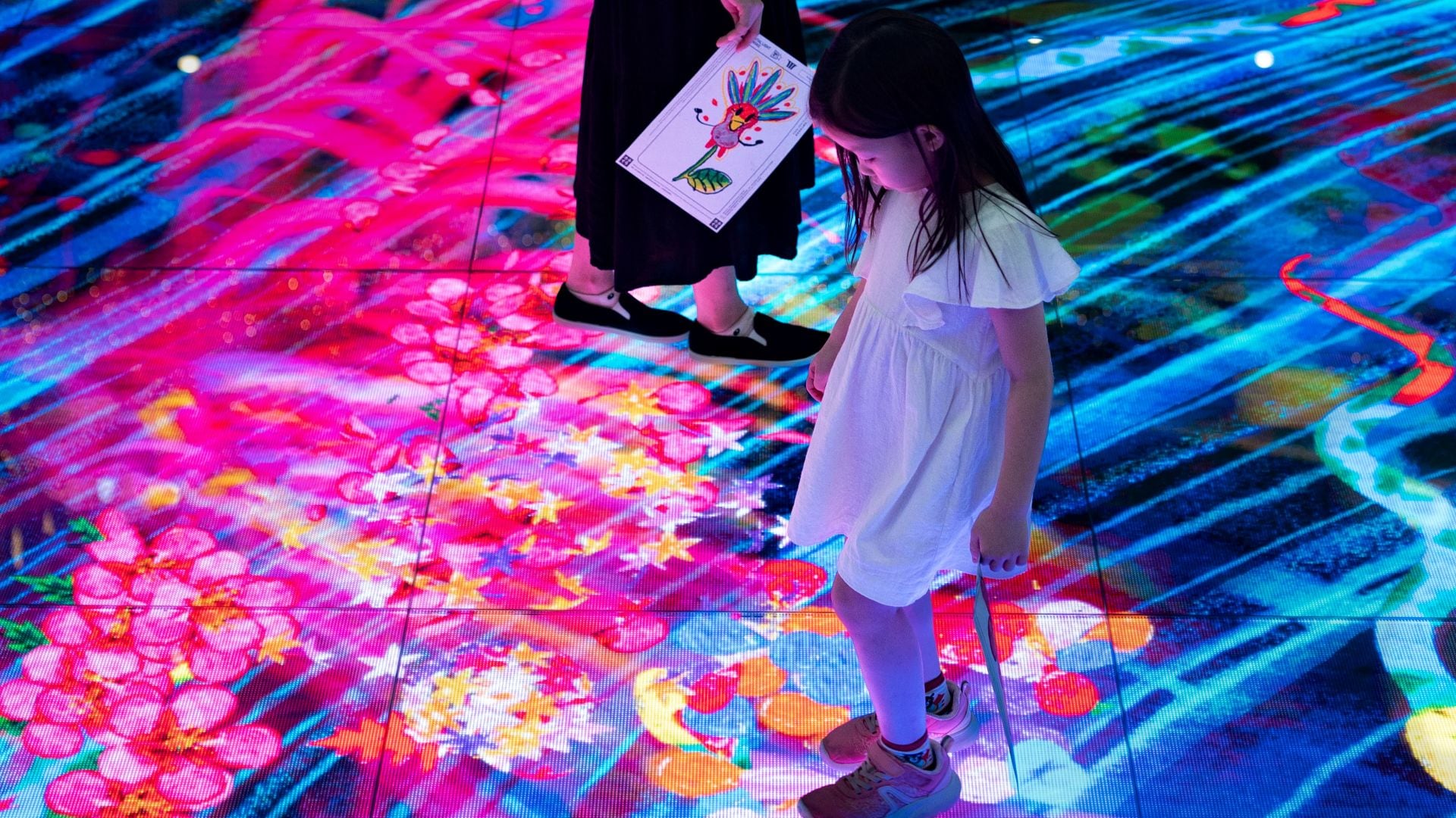 teamLab 光之魅影
