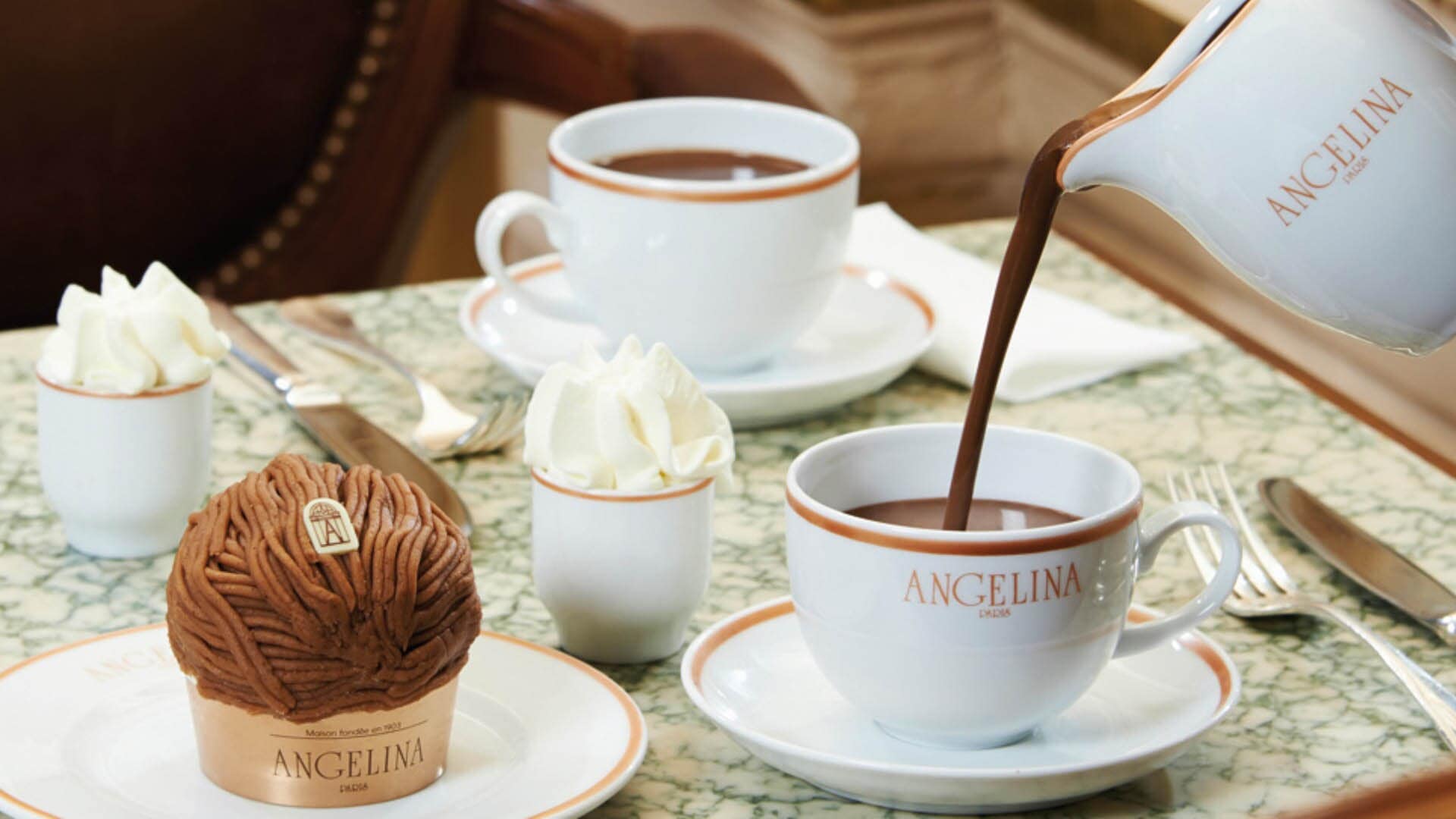 來自新加坡西式休閒餐飲咖啡館 Angelina 的熱巧克力