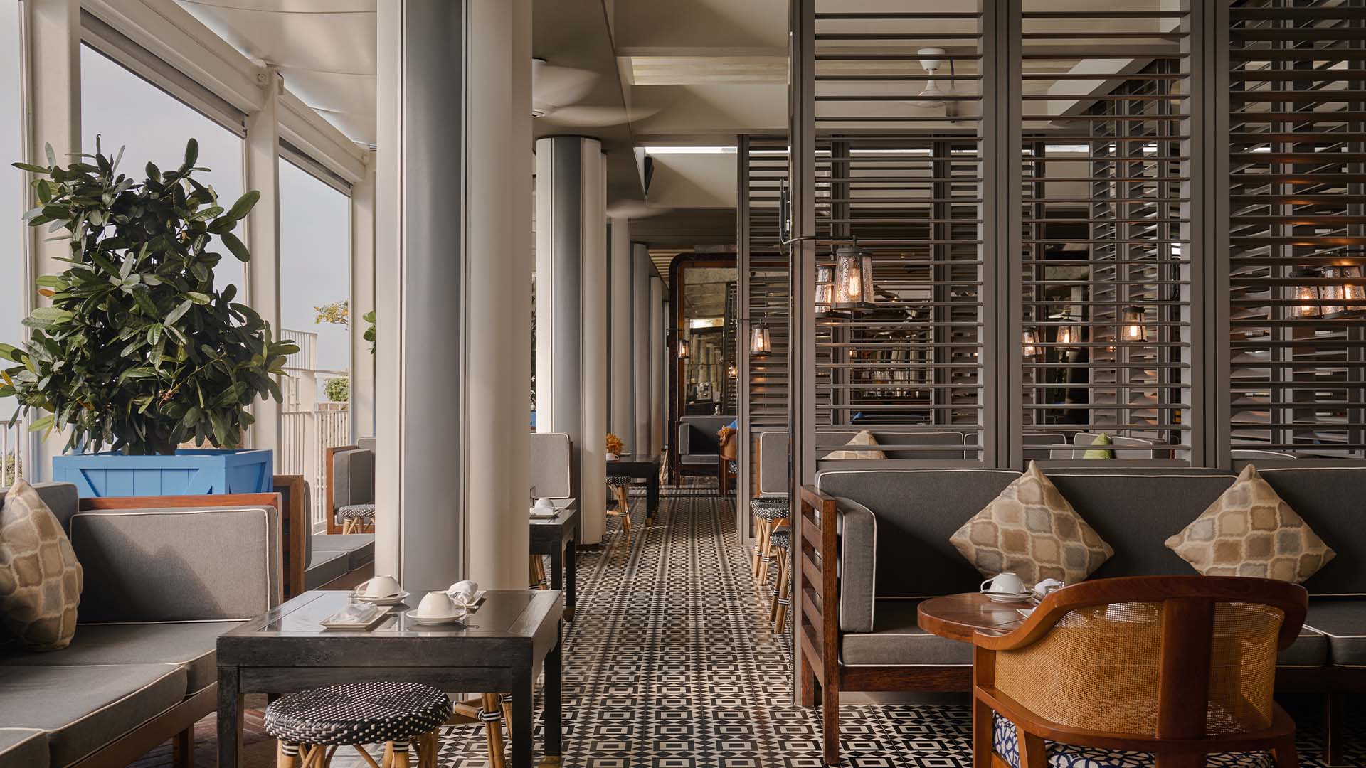 濱海灣金沙屋頂上的新加坡屋頂高空酒吧