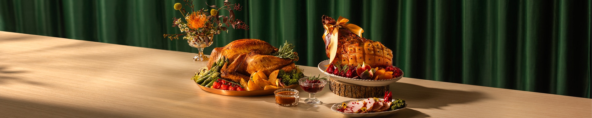 热闹温暖，感恩聚餐