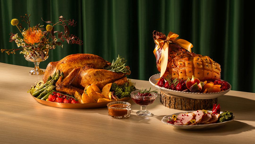 热闹温暖，感恩聚餐