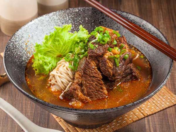 午餐套餐新幣 19.80 元起(不含稅和服務費)