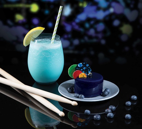 SweetSpot 啟發自藍人樂團的飲品和甜點