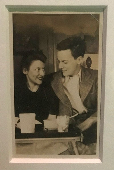 費曼與第一任妻子 Arline 合照
