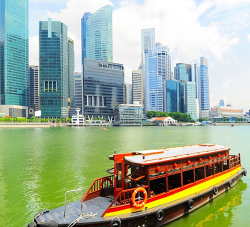 新加坡河船